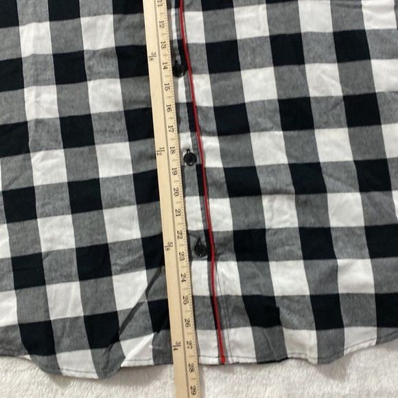 🪷 Women's Wondershop Black Gray and White plaid with red trim Nightgown Size:XL - Picture 8 of 9